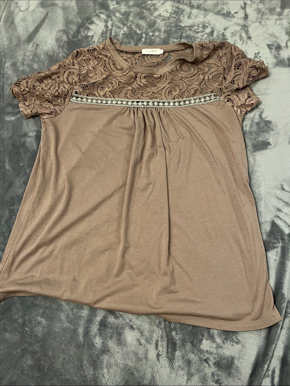 Women's Brown Lace Yoke Short Sleeve Tee